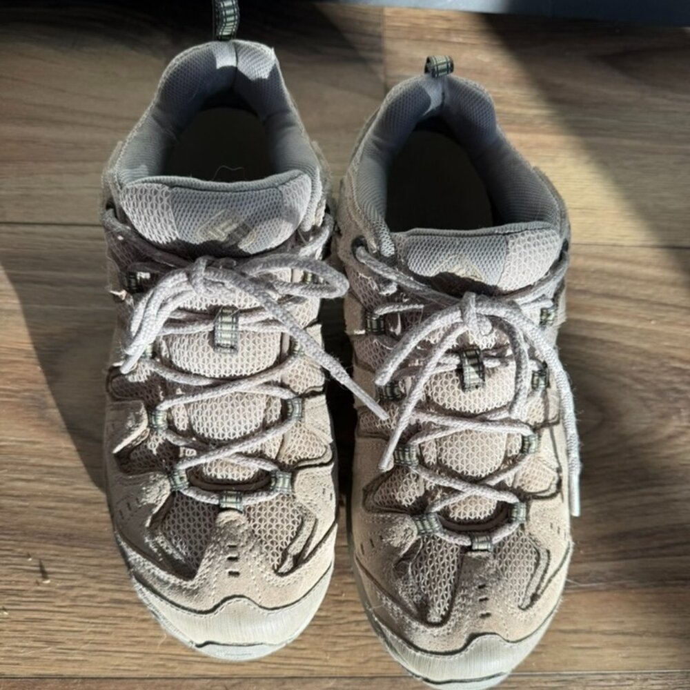 Columbia Beartooth BL3428-091 hiking shoes women's low size 8 GUC